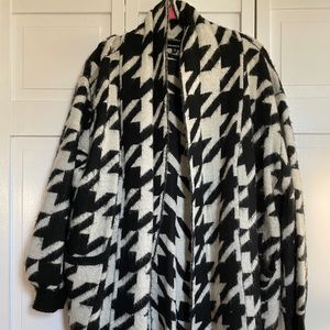 Women's Houndstooth Print Long Sleeve Cardigan